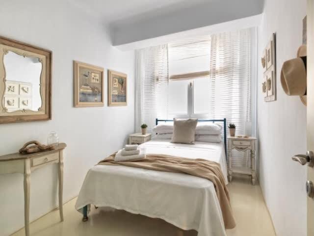 Mare, Mykonos Kalafatis